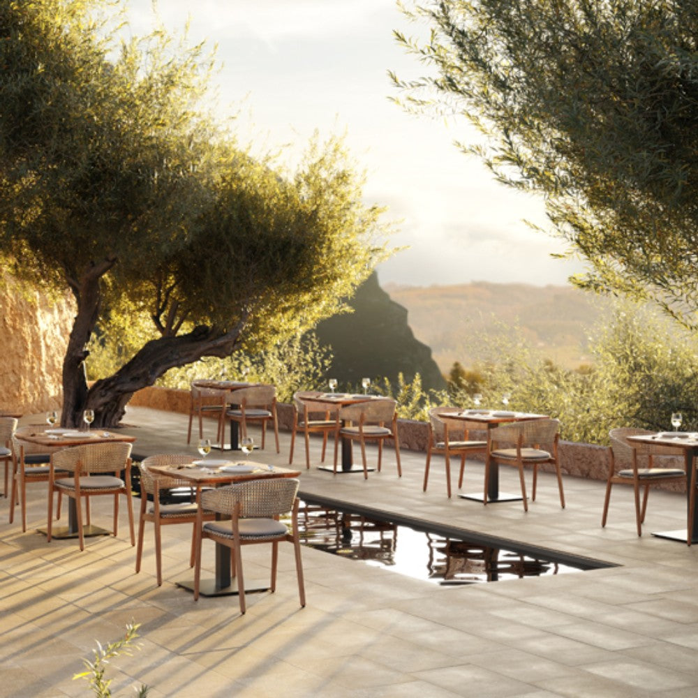 Alexa Bistro Table D 75x70 - Teak