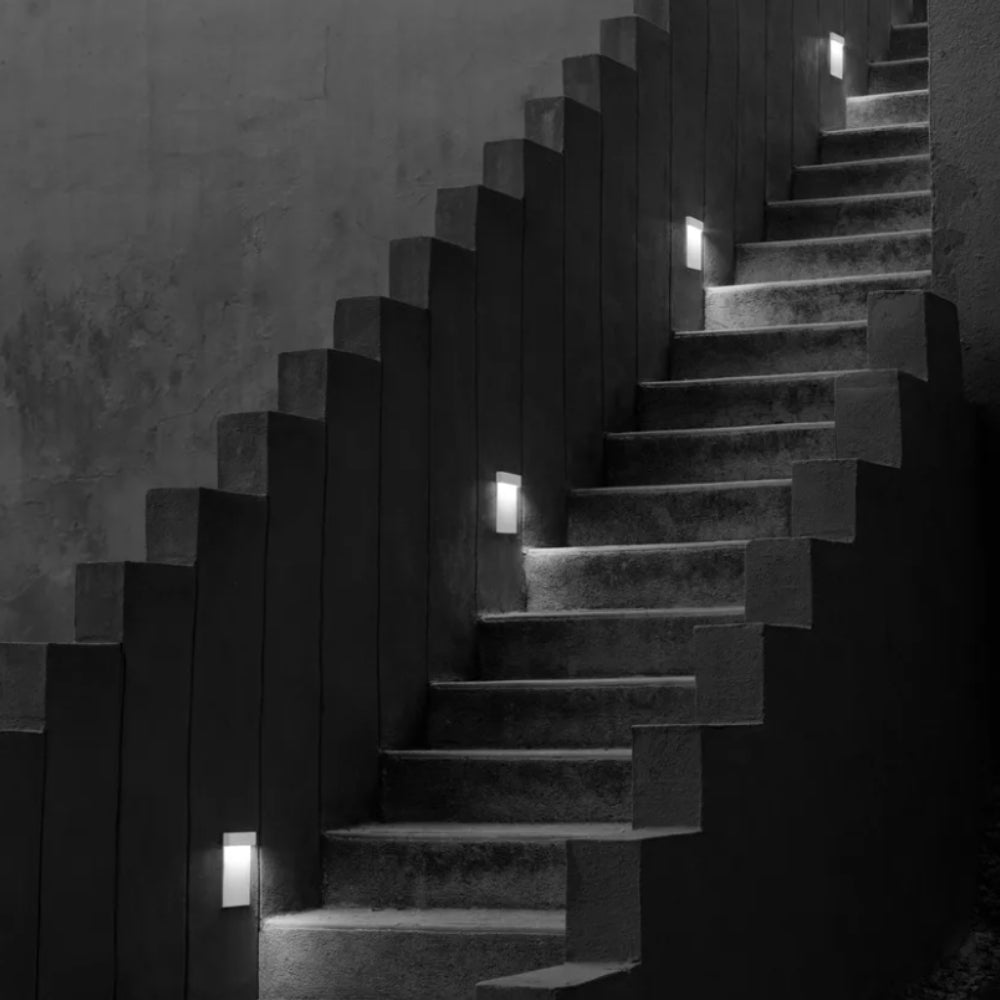 Real Matter Wall Lamp - Bronze