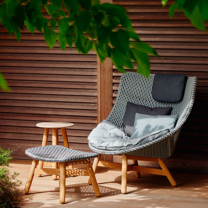 Mbrace Lounge Chair with Teak Base - Pepper